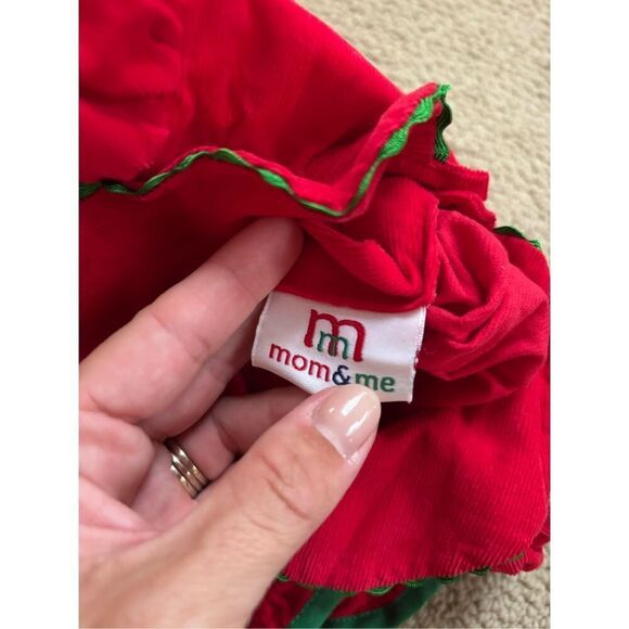 Mom & Me 3m smocked Christmas girls romper - Picture 3 of 4